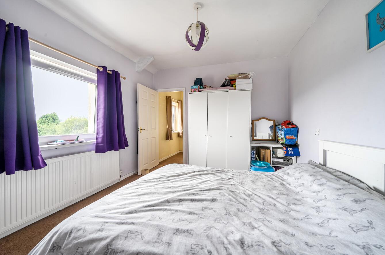 Neath Road, Ystradgynlais, Swansea, SA9 1PR